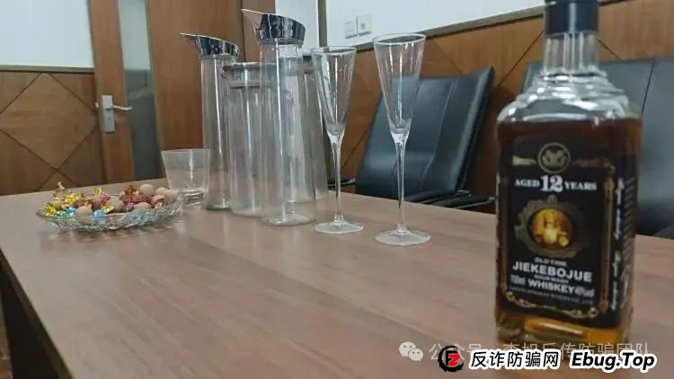 见女网友一顿饭花了3000多元 30余人遭遇“酒托诈骗”5天蚀财10万