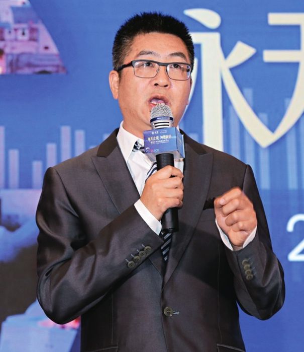 今年最大黄金杀猪盘，老板跑路卷走40亿