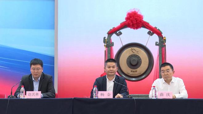 直击四川长虹业绩会！千亿巨头家电业务全面布局AI，回应市场关切问题