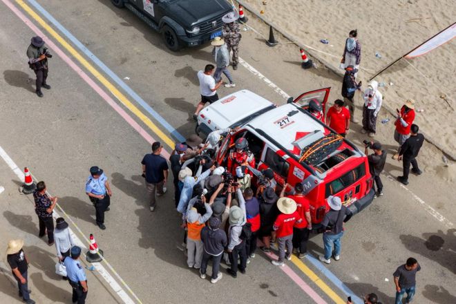 量产车征服死亡之海，长城汽车环塔赛三线爆发连创佳绩