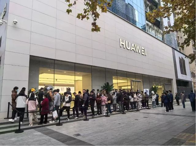 月薪2万却只逛打折区？年轻人学“精明”了