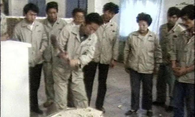海尔，砸砸砸!