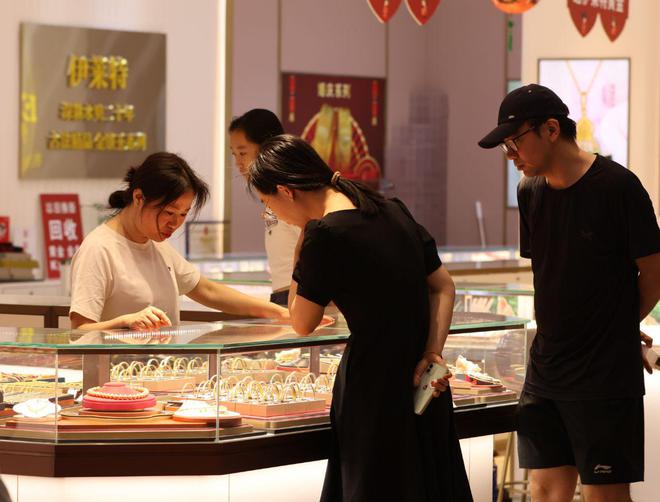 我国外汇储备规模上升 央行连续第7个月增持黄金