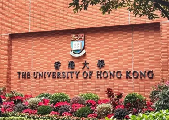 从蒋雨融哈佛演讲到张雪峰停播，透视精英主义和理想主义的退潮
