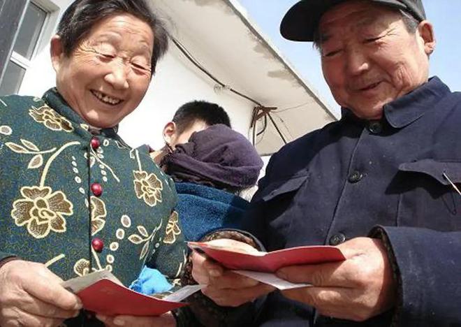 一年涨20元，农民养老金什么时候能达到500元？