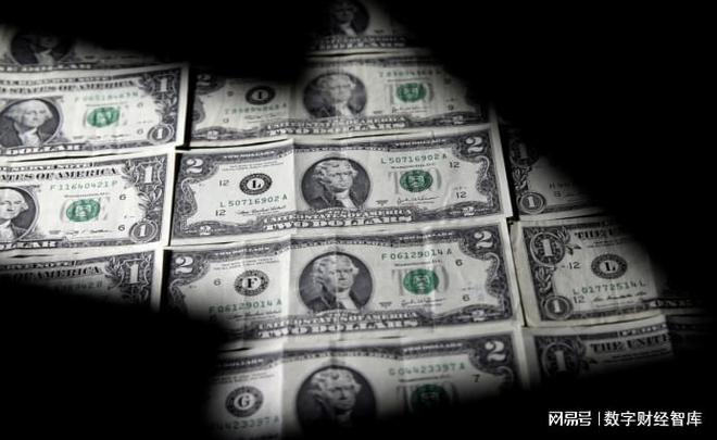 36万亿美债，崩盘进入倒计时，老美喊话中国，7天内必须见一面