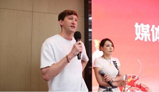 埃文凯尔考察中国农业 慨叹农业育种技术先进 点赞农业工业化水平